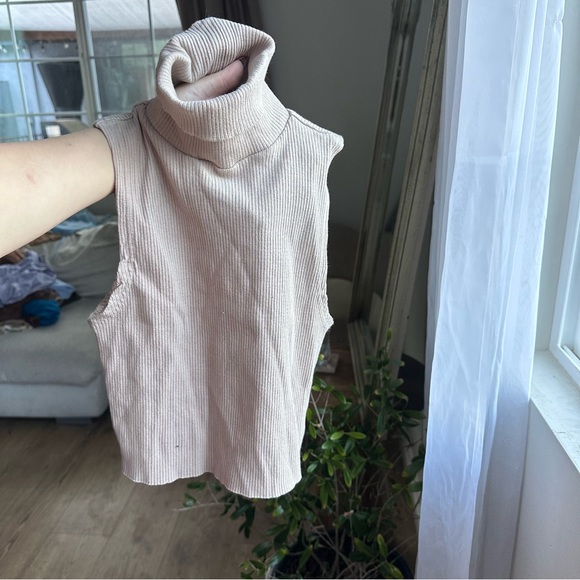 office siren turtleneck top - Picture 3 of 3